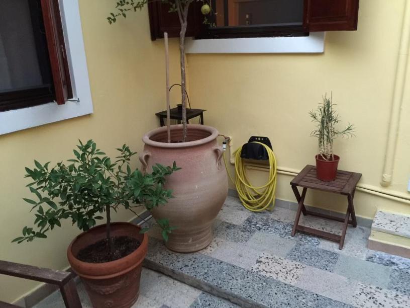 The Knight And The Pomegranate - Luxury Medieval Villa Rhodes City Exterior foto